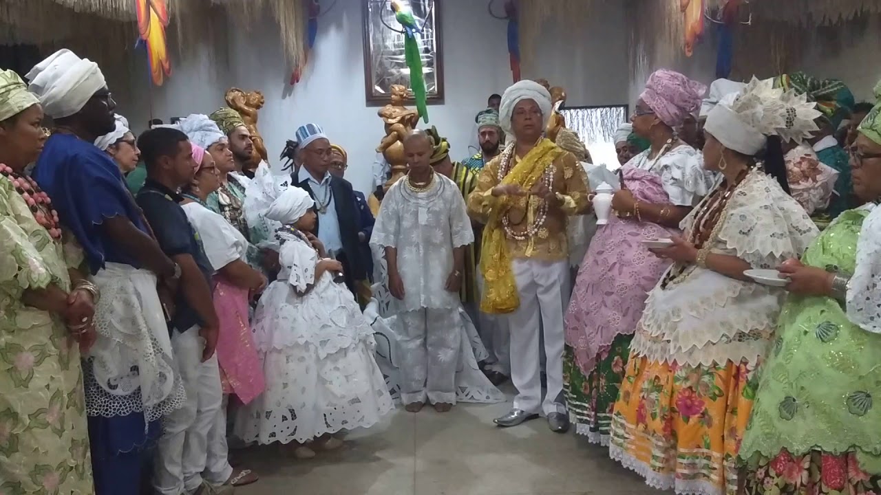 PAI NALDO DE OXUMARÉ - Entrega de Deka na Casa de TatetoTauá Keaumin