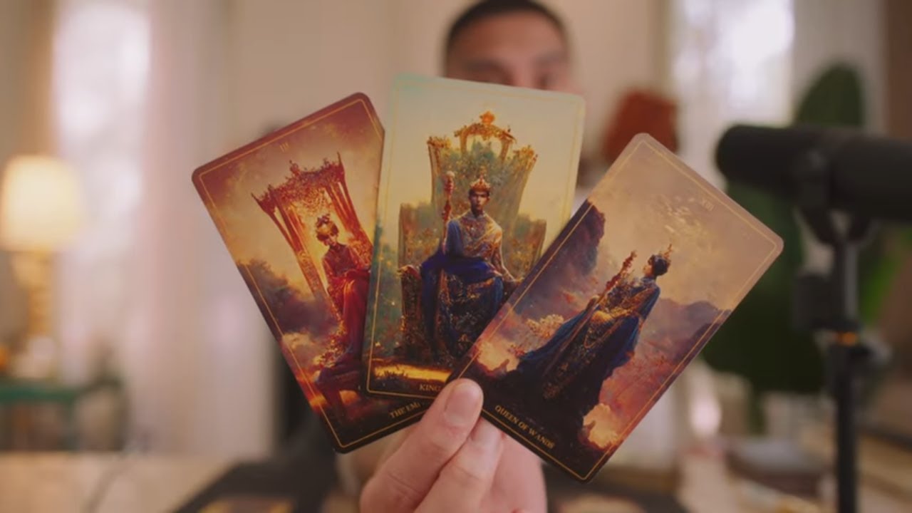 Pisces 🫣 It's Not What You Think It Is - June 2024 Tarot Card Reading