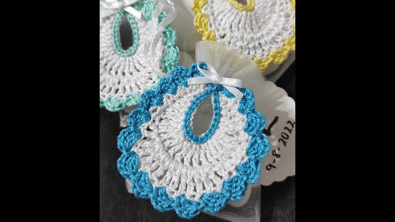 MINI BABERO (para bautizos, baby shower).