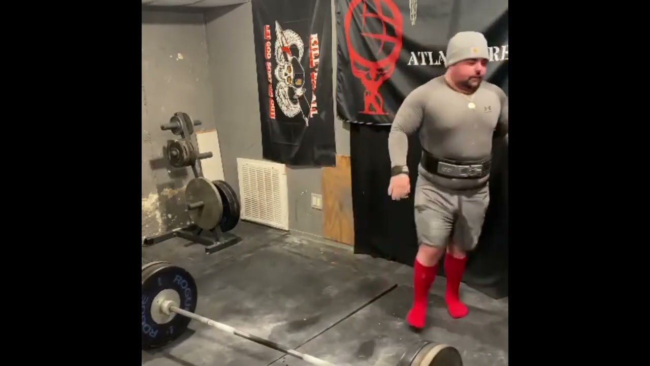 Road to First Meet.. Heavy Deadlifts w/ JG and @botajell 7 weeks out.