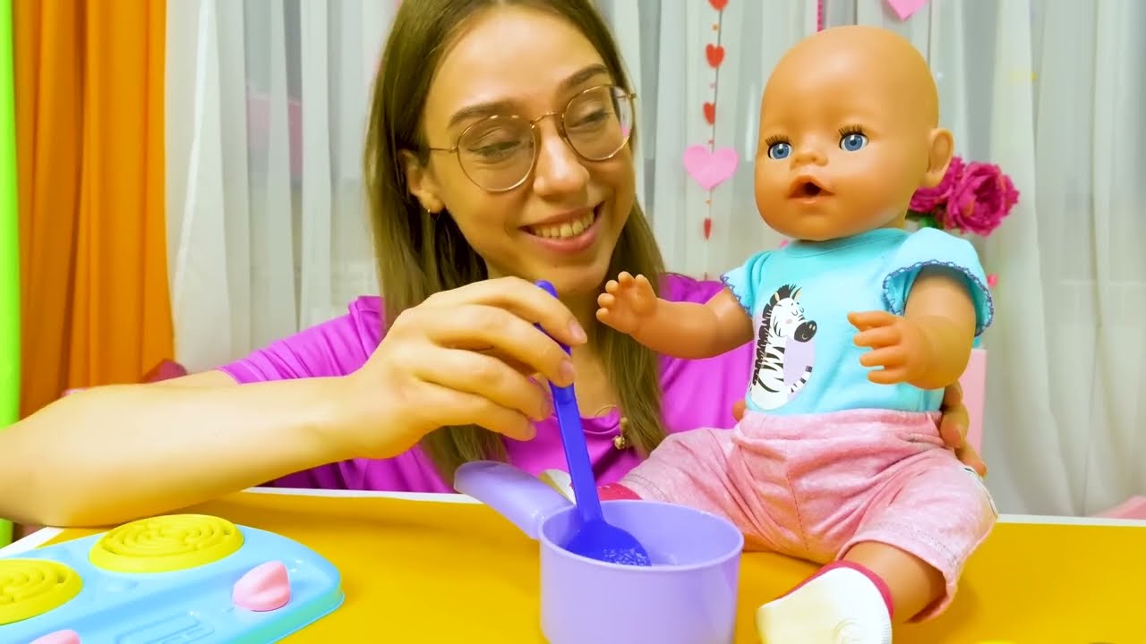 Lastenhoitaja Baby Born -nukelle – täydet jaksot | Lasten videoita vauvanukeista ja leluista