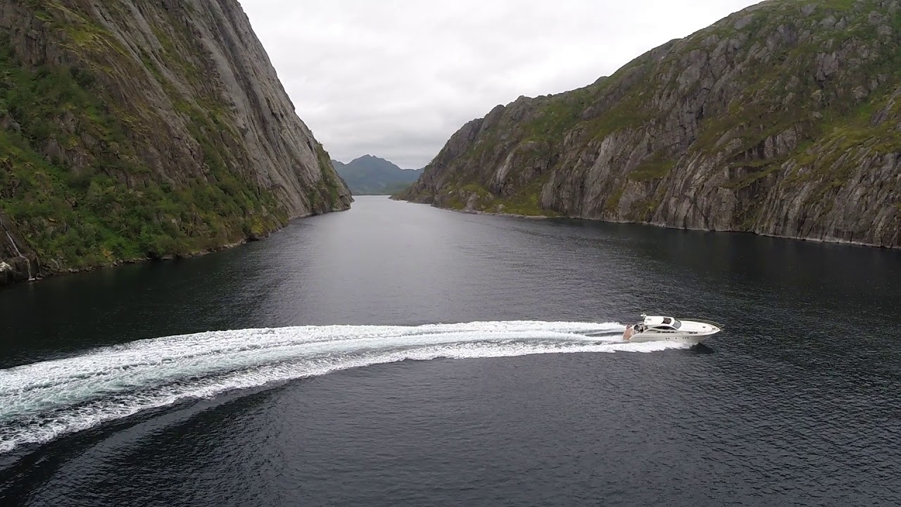 Trollfjorden by boat