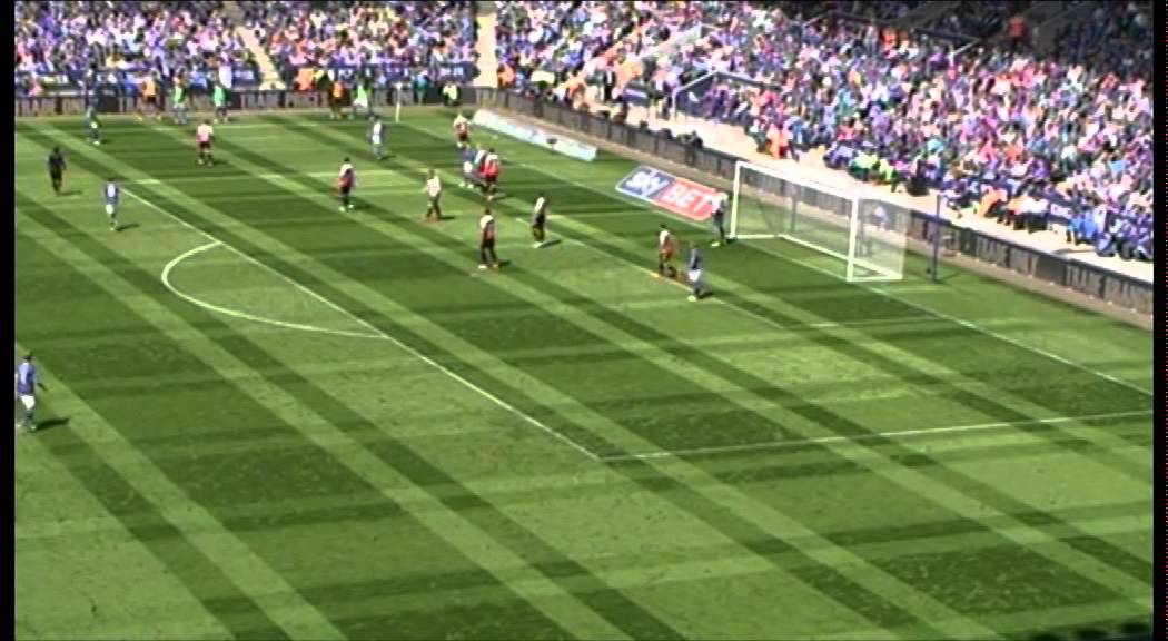 Highlights of a dramatic final day in the Championship