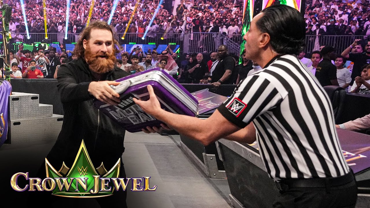 Sami Zayn STEALS Damian Priest's Money in the Bank contract: WWE Crown Jewel 2023 highlights