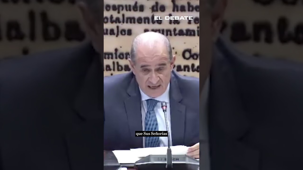 El director general de la Polic&iacute;a defendi&oacute; con ardor al ex-DAO en el Senado #eldebate