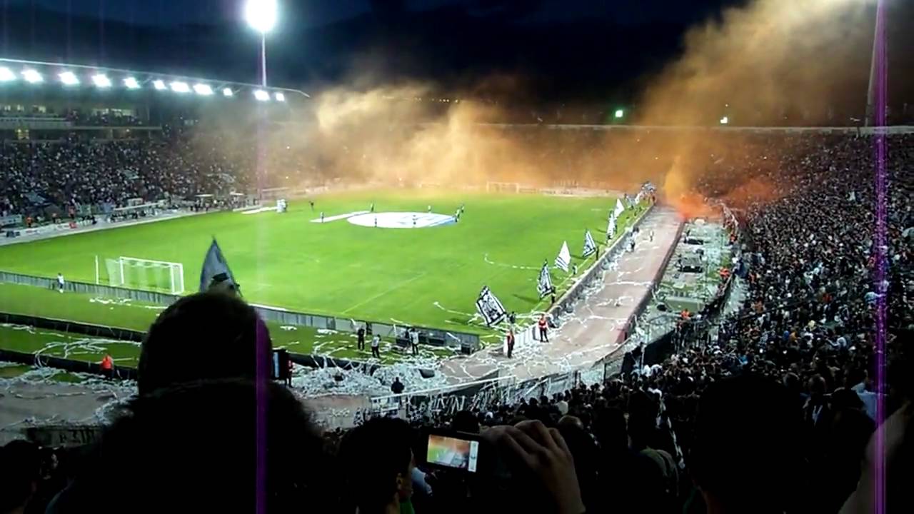 ΠΑΟΚ-αεκ 1-0 PLAY OFF 2010 ΕΙΣΟΔΟΣ ΣΤΑ ΓΟΥΣΤΑ