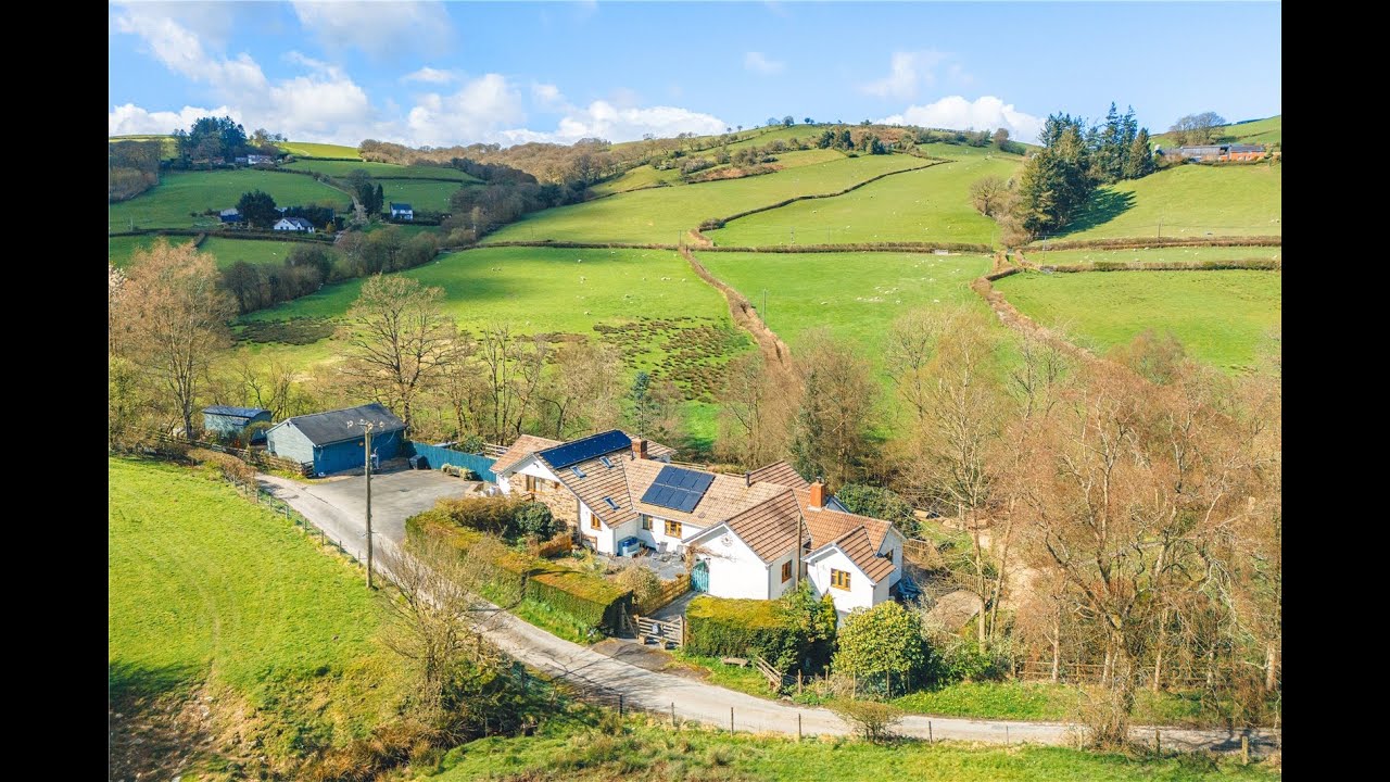 Ceunant, Old Hall, Llanidloes, Powys, SY18 6PW