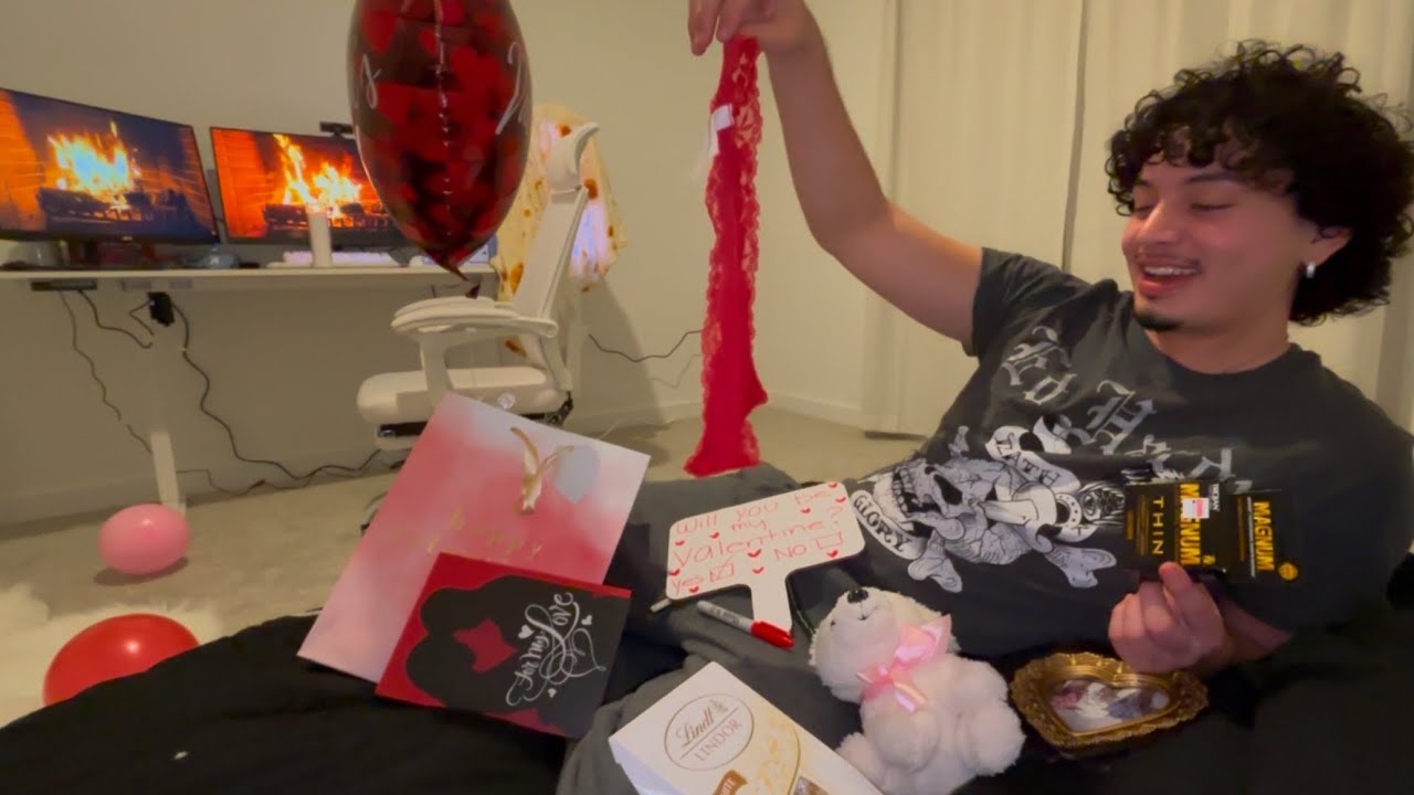 ASKING MY BOYFRIEND TO BE MY VALENTINE *FREAKY*