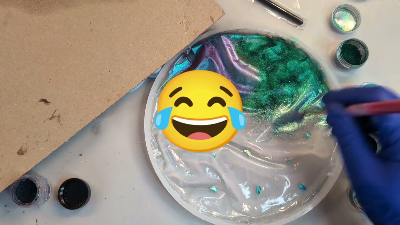 Plastic ripple technique #apexresin #resinart #homemade 