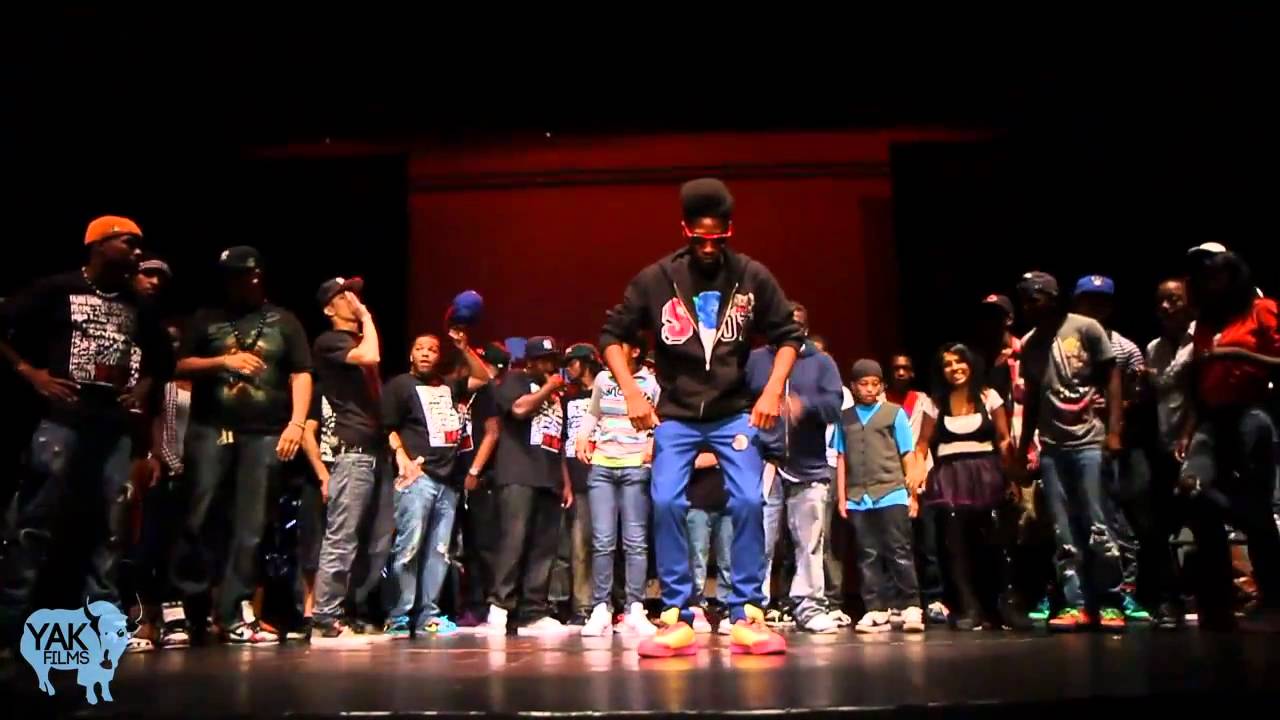 TIGHT EYES vs RETRO (aka Turf) Part 2 | KRUMP vs TURF | YAK FILMS