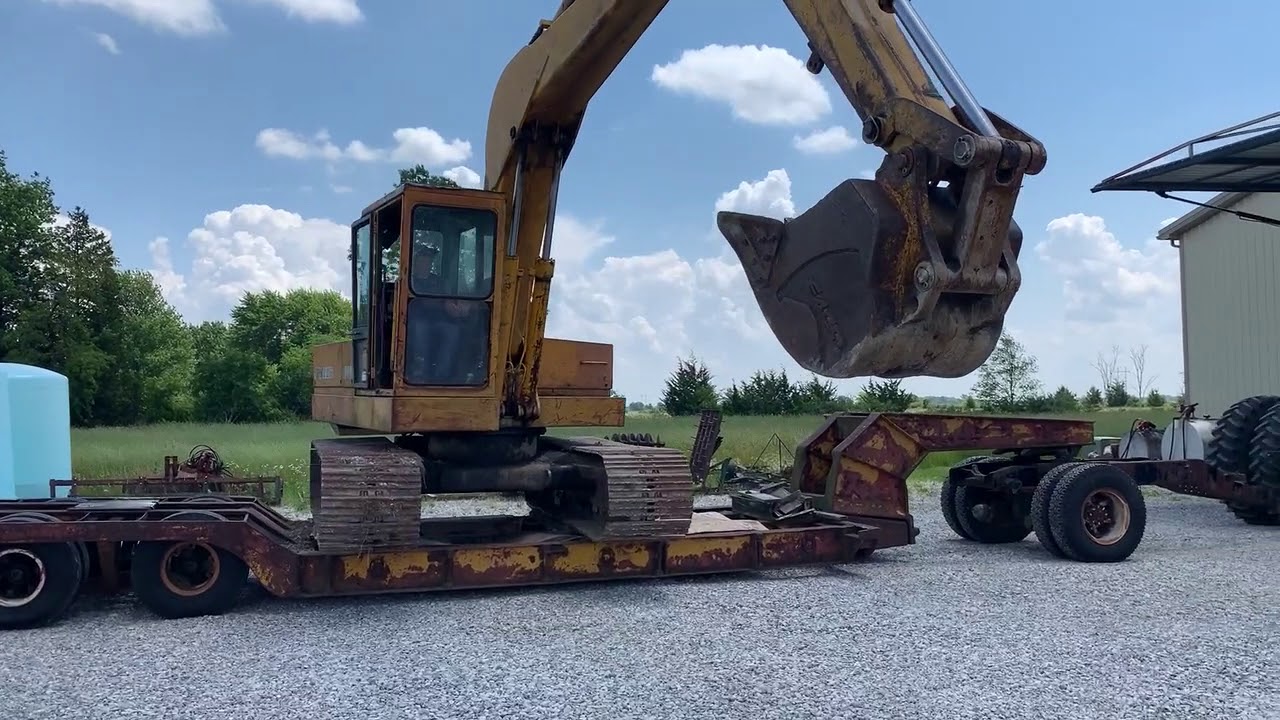 John Deere 690 B Excavator For Sale