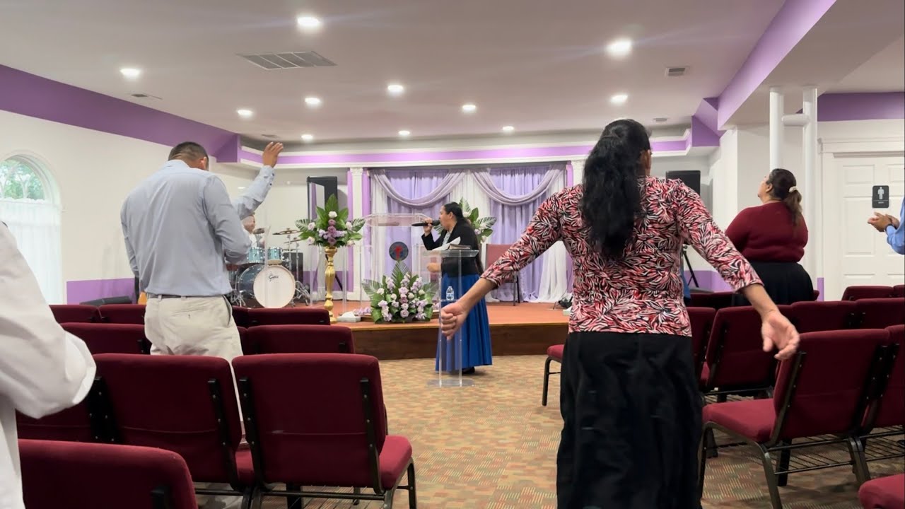 Mira🔥💕😭el derramamiento del Espíritu Santo en esta Iglesia amada por Dios🔥😭🔥Coros de Fuego🔥🔥