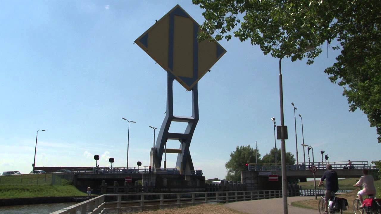 Dutch bridge opens - Slauerhoffbrug 2