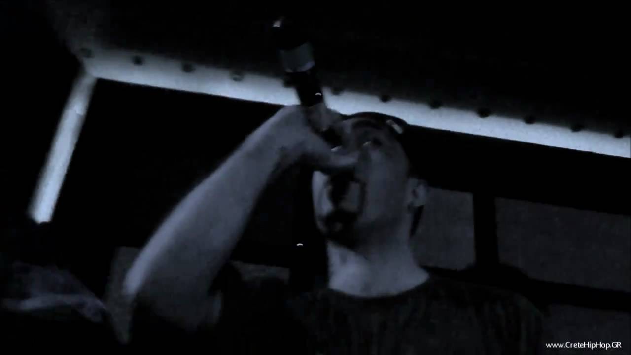 TUS & SIFU VERSUS   FREESTYLE 15MINUTES part1 [Why Club 28/1/2011]  @CreteHipHop.GR