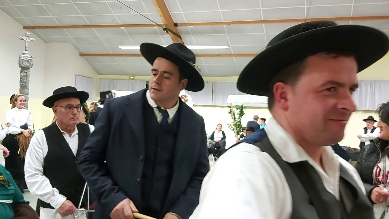 JR GRUPO ETNOGRAFICO POVO DA NOBREGA CRETEIL FRANCE N14