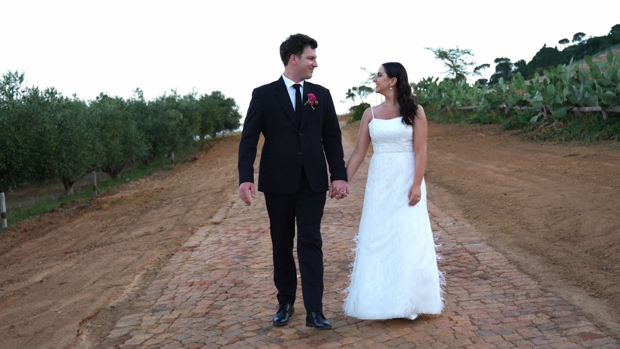 Paarl wedding celebration | Nelis & Lieze | The Venue