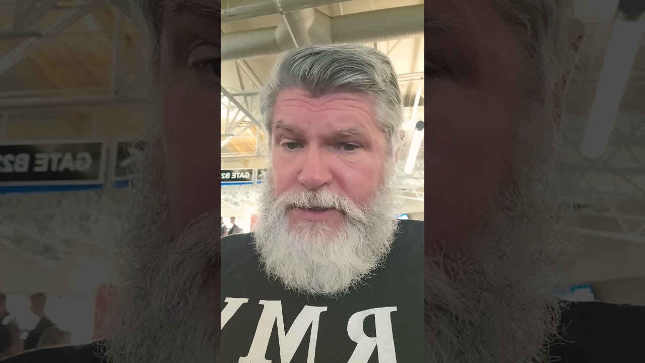 Южноафриканские беженцы страдают, потому что демократы ОТКАЗЫВАЮТСЯ принять БЮДЖЕТ