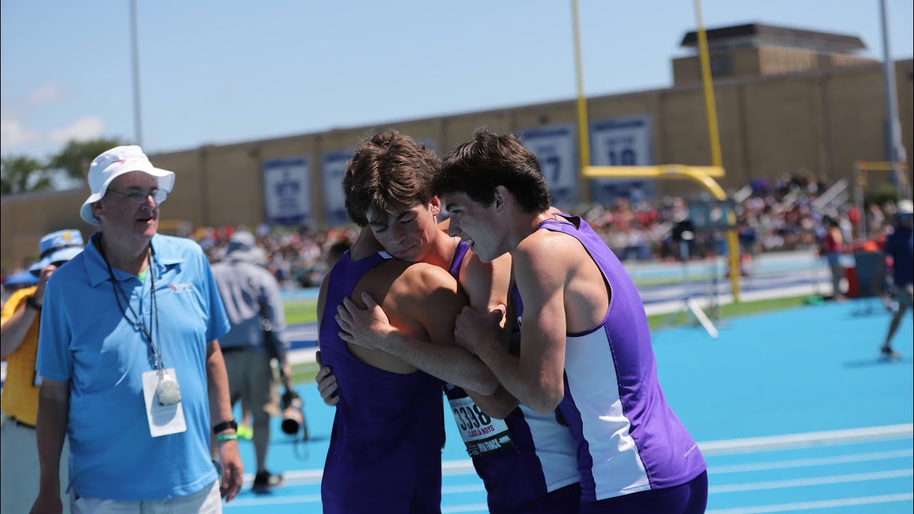 Illinois State Champs 4x8 Downers Grove North 2024