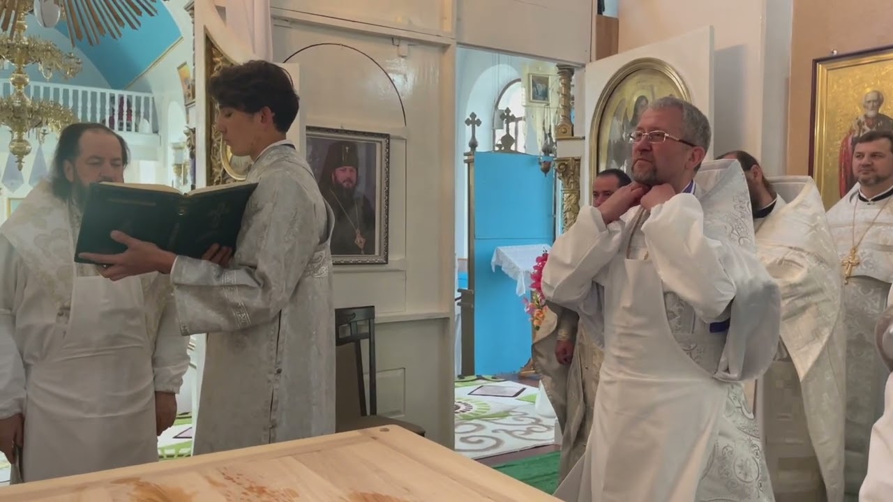 Dumnezeiasca Liturghie săvârșită în biserica „Minunea Sf. Arh. Mihail” din s. Onișcani, r. Călărași