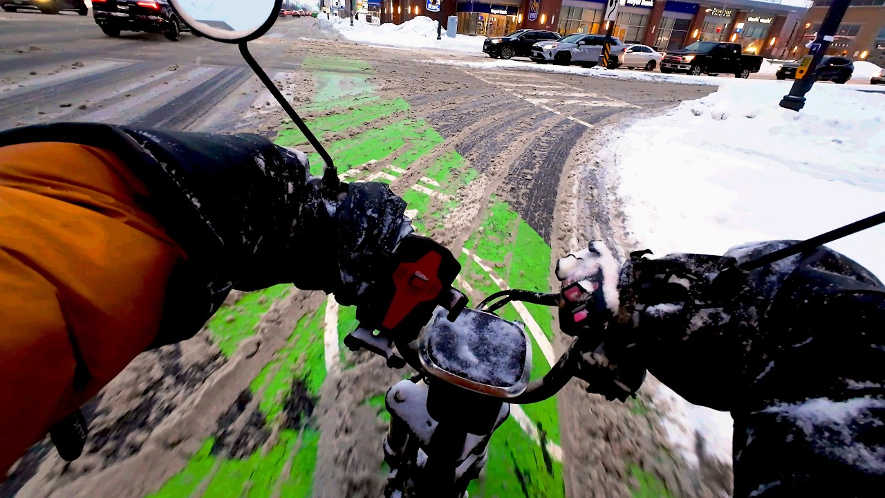 Biking Snowy Roads - Highway 7 Richmond Hill Markham Ontario