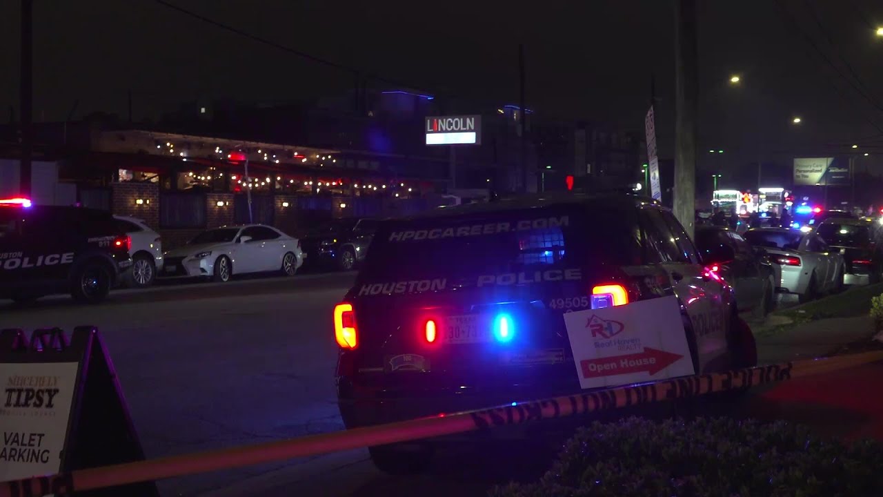 Quadruple shooting at Lincoln bar in Houston