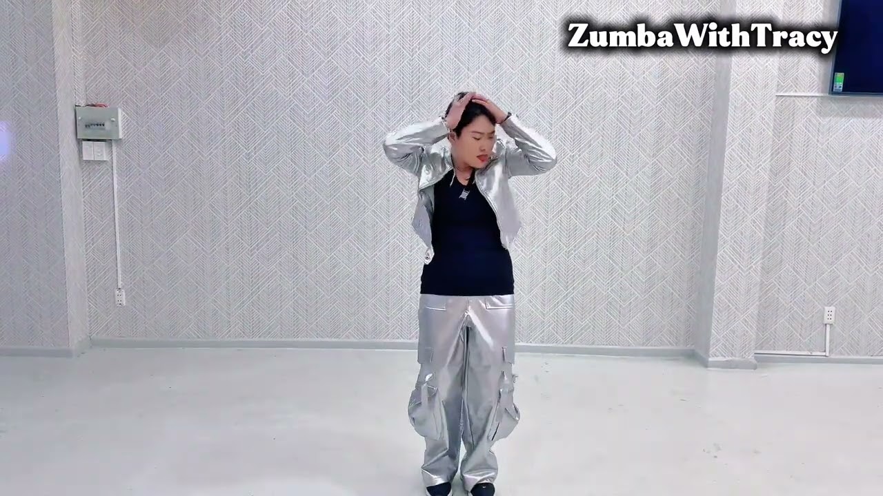 KHO BÁU - Trung Hiếu | Dance cover | ZumbawithTracy