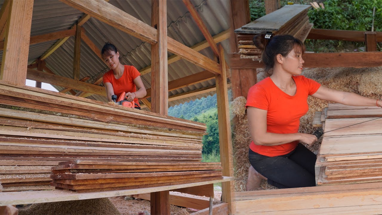 Carpenter Girl Assembles Wooden Planks To Build House Walls | Em T&ecirc;n Toan