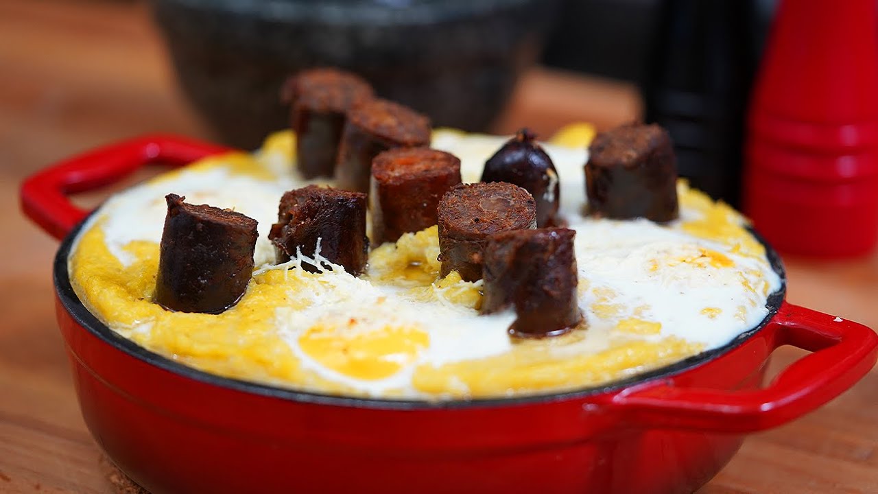 🌽 МАМАЛИГА 🧀 Овечий сыр 🍳 Глазунья 🐷 Свиные колбаски в духовке | Шеф Пауль Константин