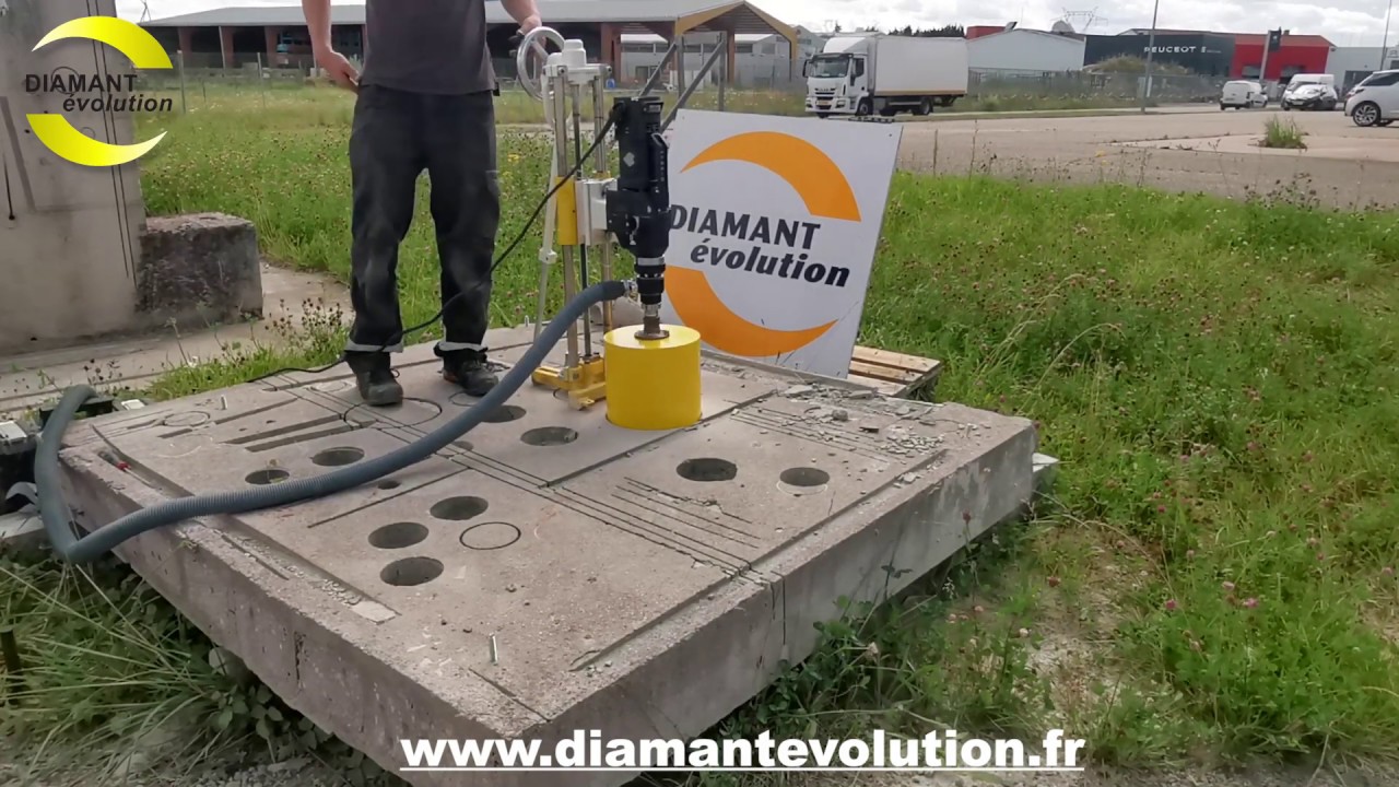 Carotteuse a sec du béton armé  sans poussière pour carottage de grand diamètre jusqu'à 250 mm