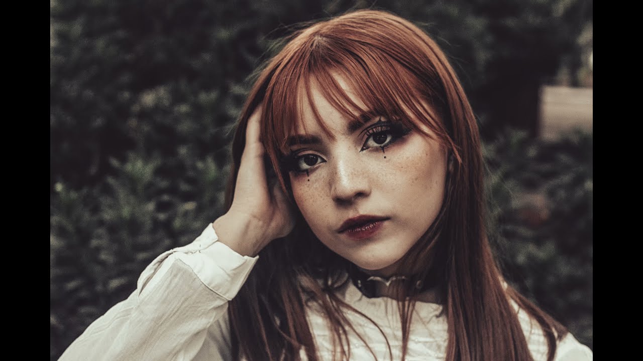 GEMINI AALIYAH - ＢＬＥＥＤ (Photoshoot By Belek)