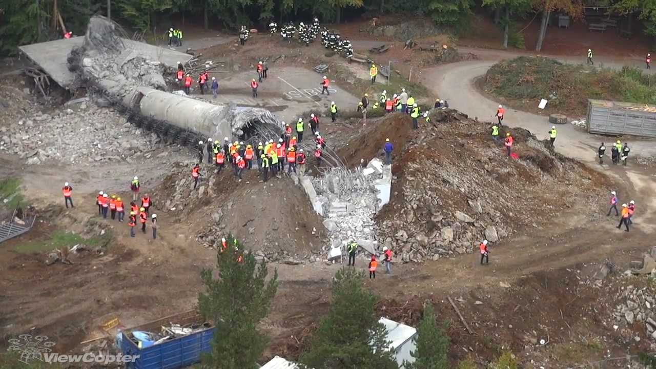 Pyramidenkogel - Sprengung des Turmes am 12.10.2012