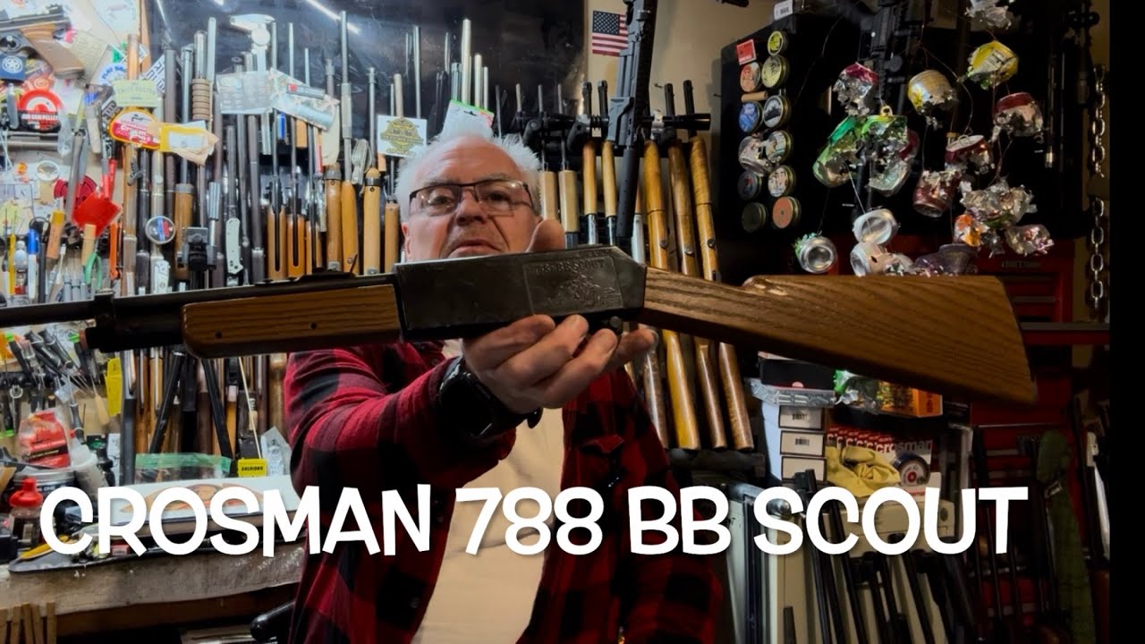 В гараже стоит многозарядная пневматическая винтовка Crosman 788 BB Scout, одобренная армейским б...