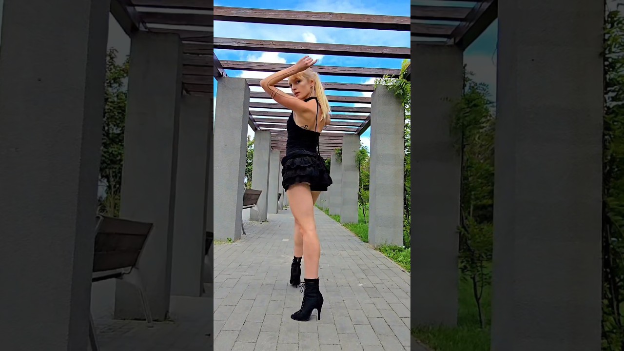 LATINO SOLO - Zosia Sarnowska