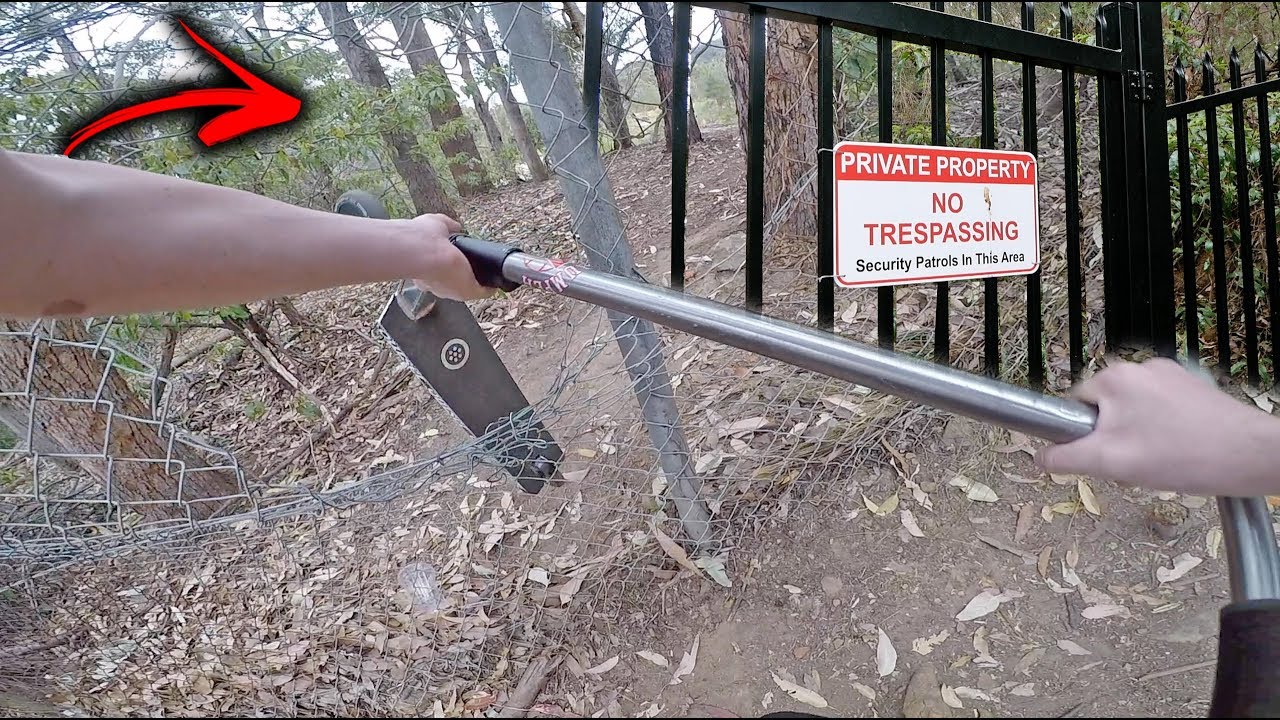 SECRET HIDDEN DIY SKATEPARK IN THE WOODS!