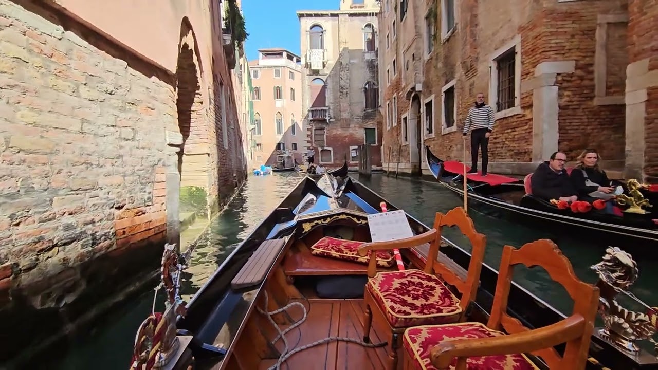 Promenade en Gondole à Venise part 1 (2023)