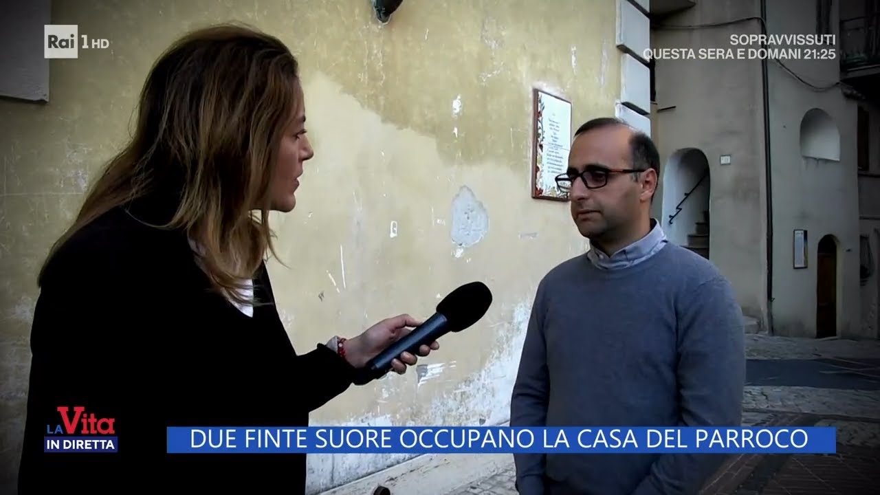 Finte suore occupano la casa del prete - La Vita in diretta 31/10/2022
