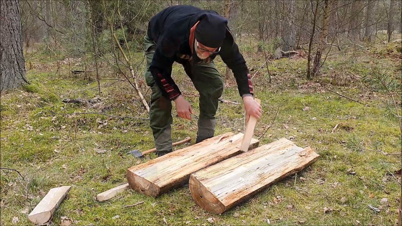 Making an old Swedish squirrel deadfall