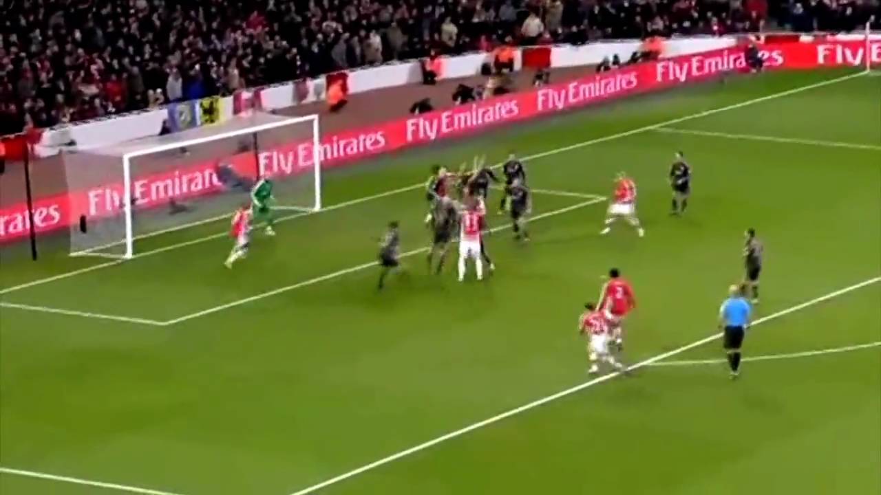 Agger vs Arsenal