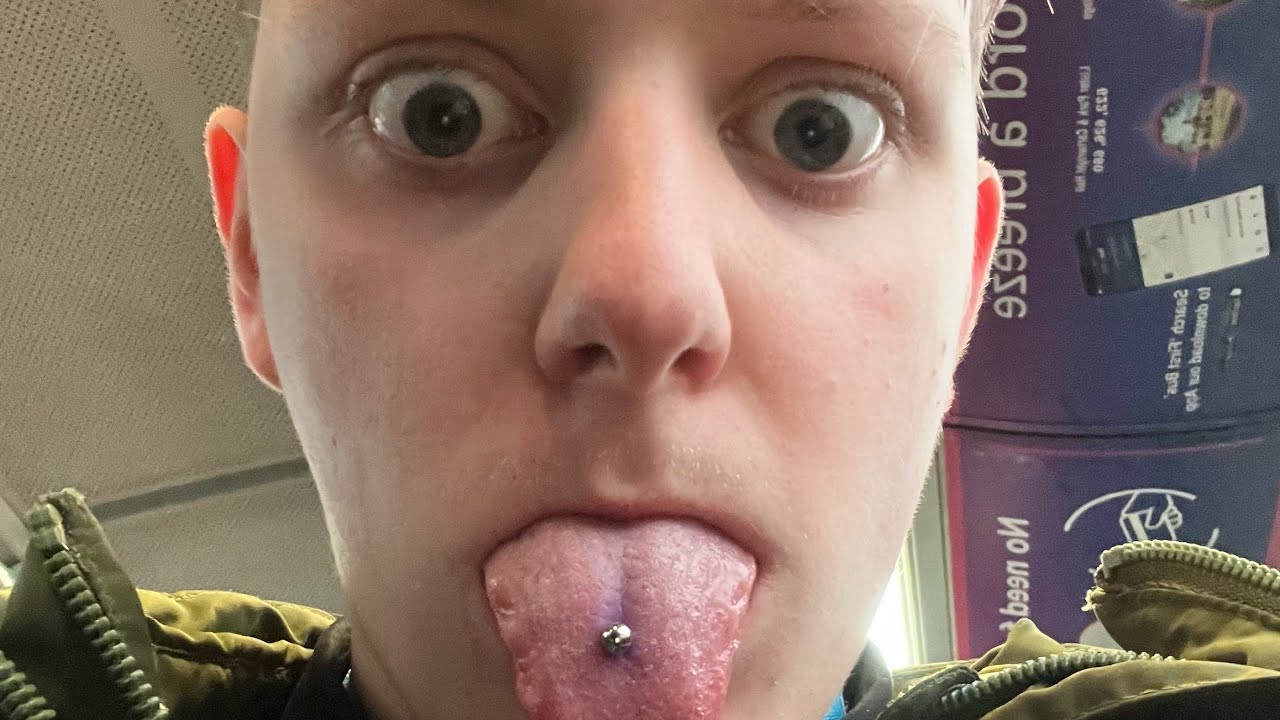 I Got A New Piercing :3