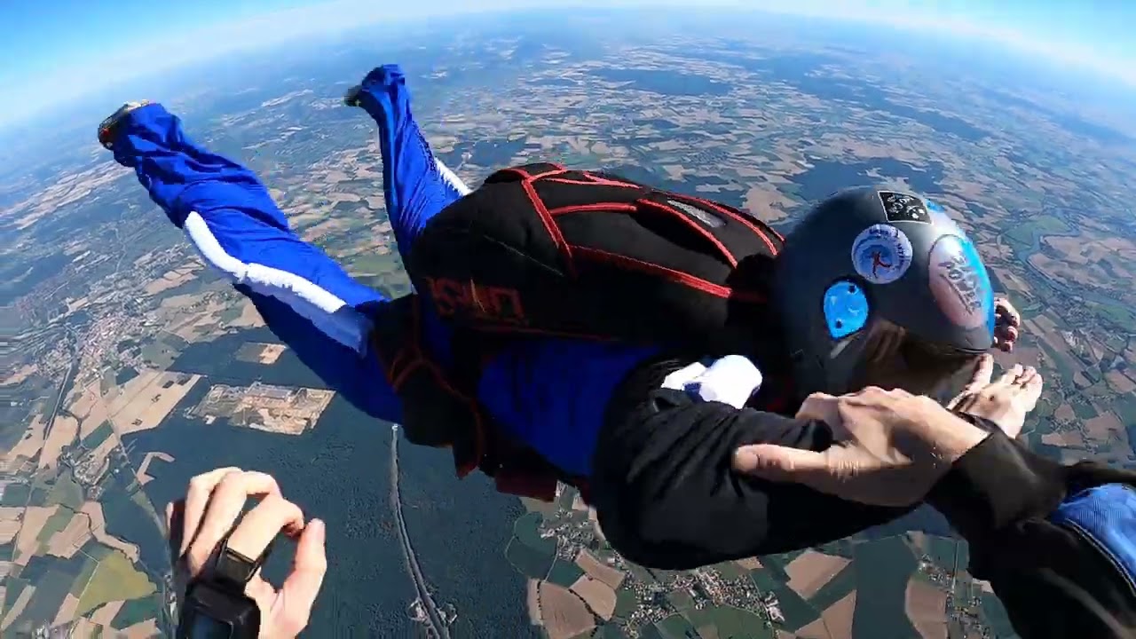 Handi Pac. Saw 3. Parachutisme71