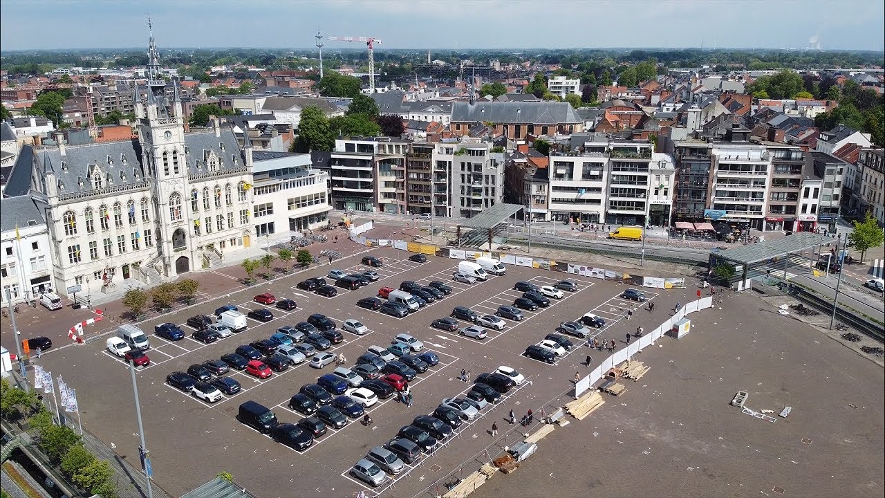 Flight in Sint Niklaas Belgium Thursday market and city center 2024