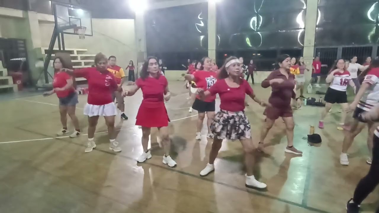 @knlphysicalfitness1425 Monday zumba with ZIN Romer. Music belongs to the rightful owner 