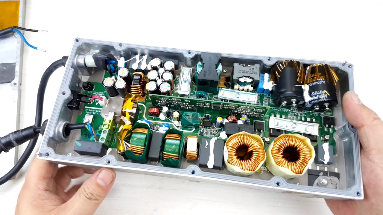 奇怪的粉丝送来个15斤重的开关电源，拆开看看这个大家伙里边有啥