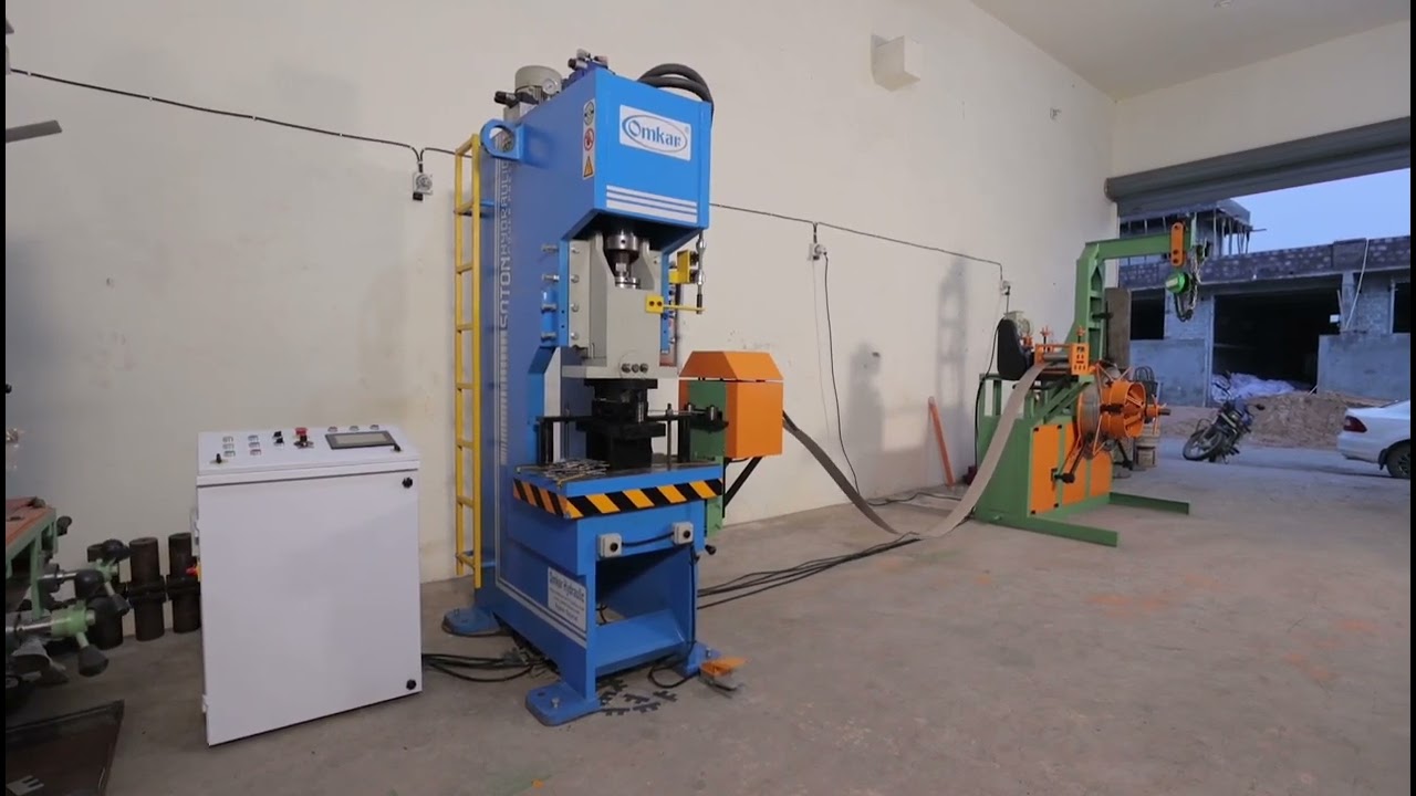 NC Servo Feeder with Decoiler and Straightener Machine