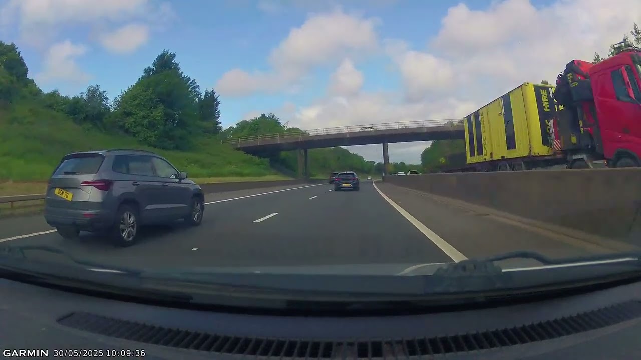 Struggling to keep in lane on the Edinburgh City Bypass