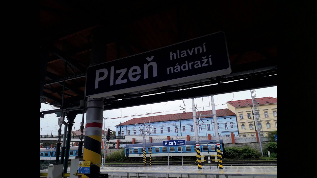 Hlášení vlaků ve stanici Plzeň hl.n. | INISS | CZ+EN+D