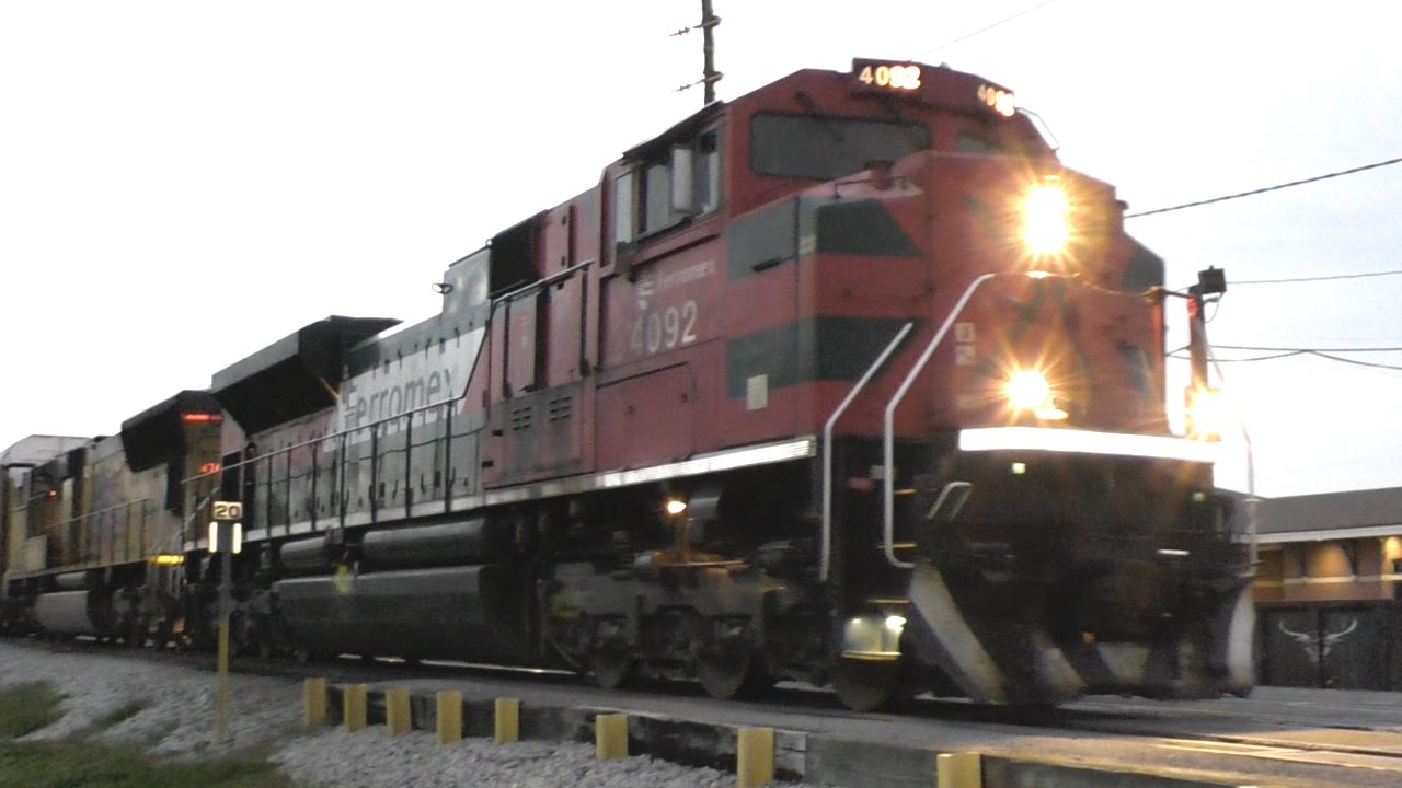 [4Y] Congested Railroad Network in New Orleans, LA, 03/05/2017 ©mbmars01