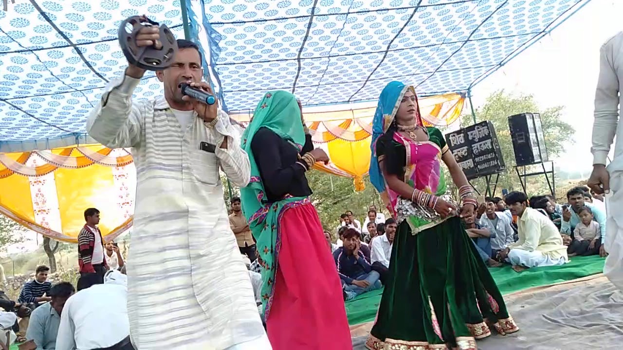 मासी रोहतास पायला और मासी महेश चंदेला दोनों की आपस में भयंकर लड़ाई