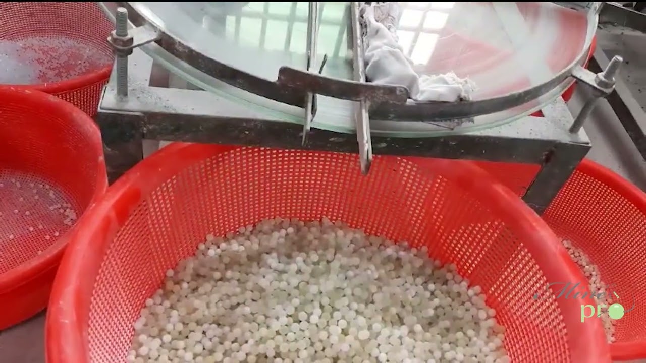 Mise en forme et polissage des perles en pierres naturelles