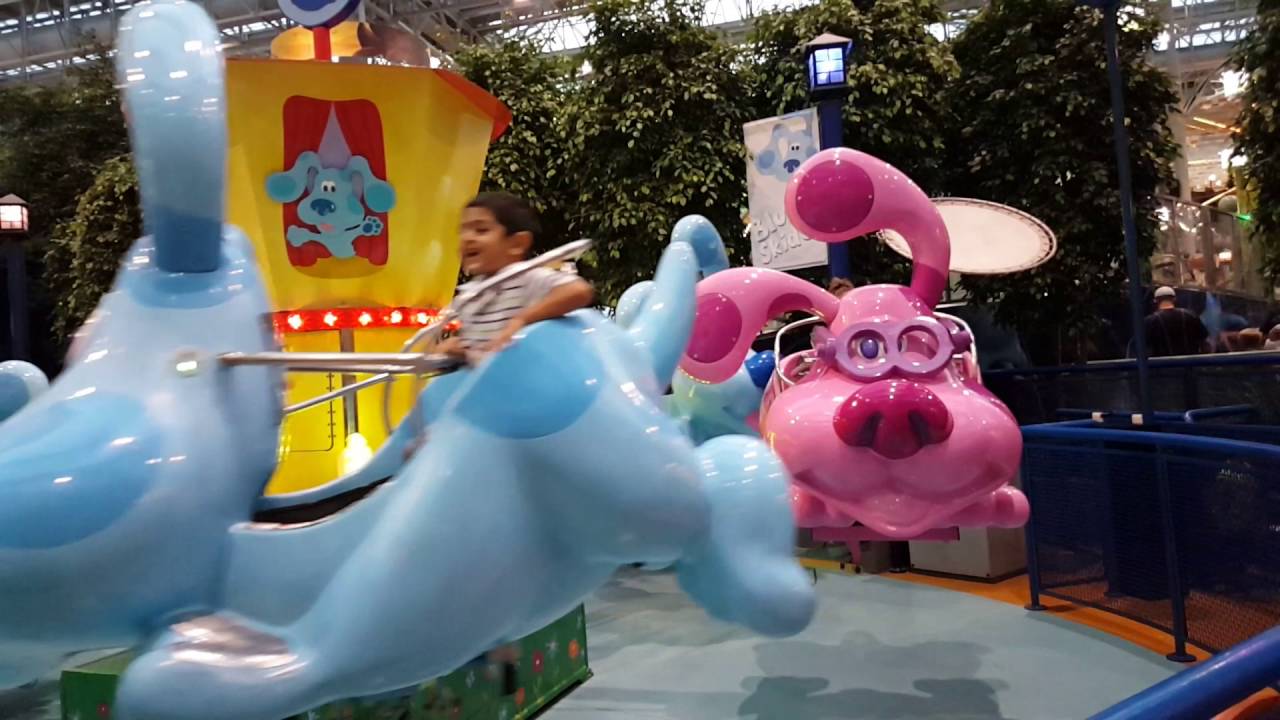 Mall of America Blue's Skidoo